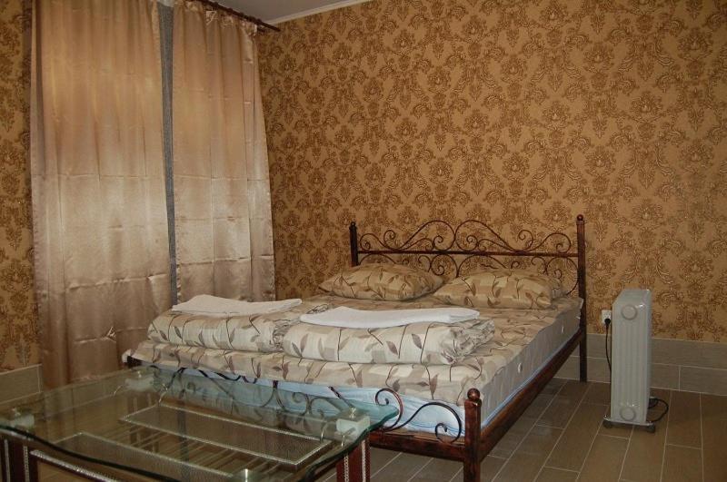 Apartment On Stepana Bandery 37 Постійне Електропостачання Leópolis Exterior foto